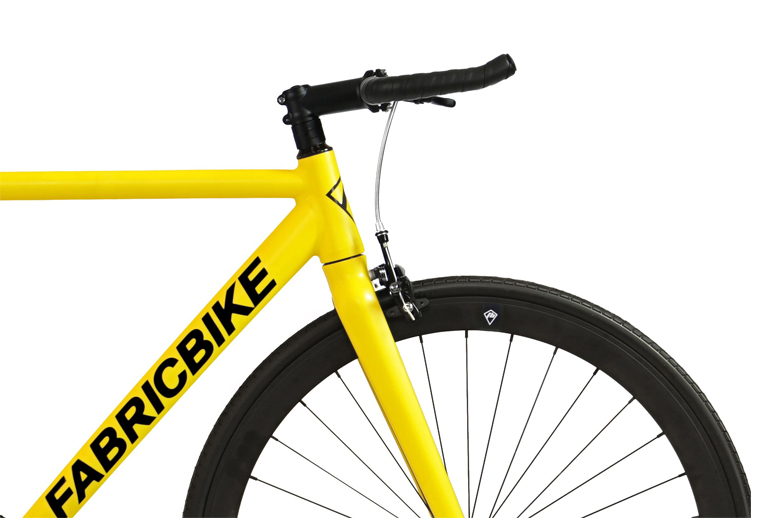 Track Bike Fabric Light The perfect combination of lightness, aerodynamics & design.